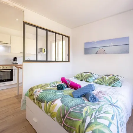 Bord De Mer, Charmant Studio Entierement Equipe Bormes-les-Mimosas Exterior foto